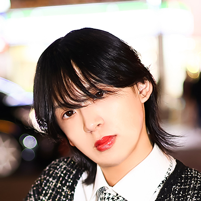 けい
