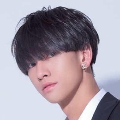 翼