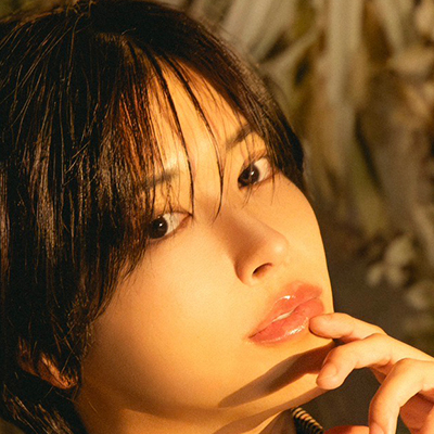 美咲 朱里