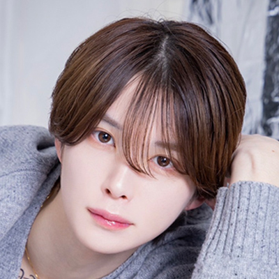 遥
