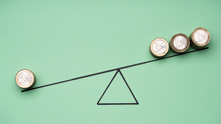 ホストバイトの時給は本当に高い？求人情報の裏側をチェック